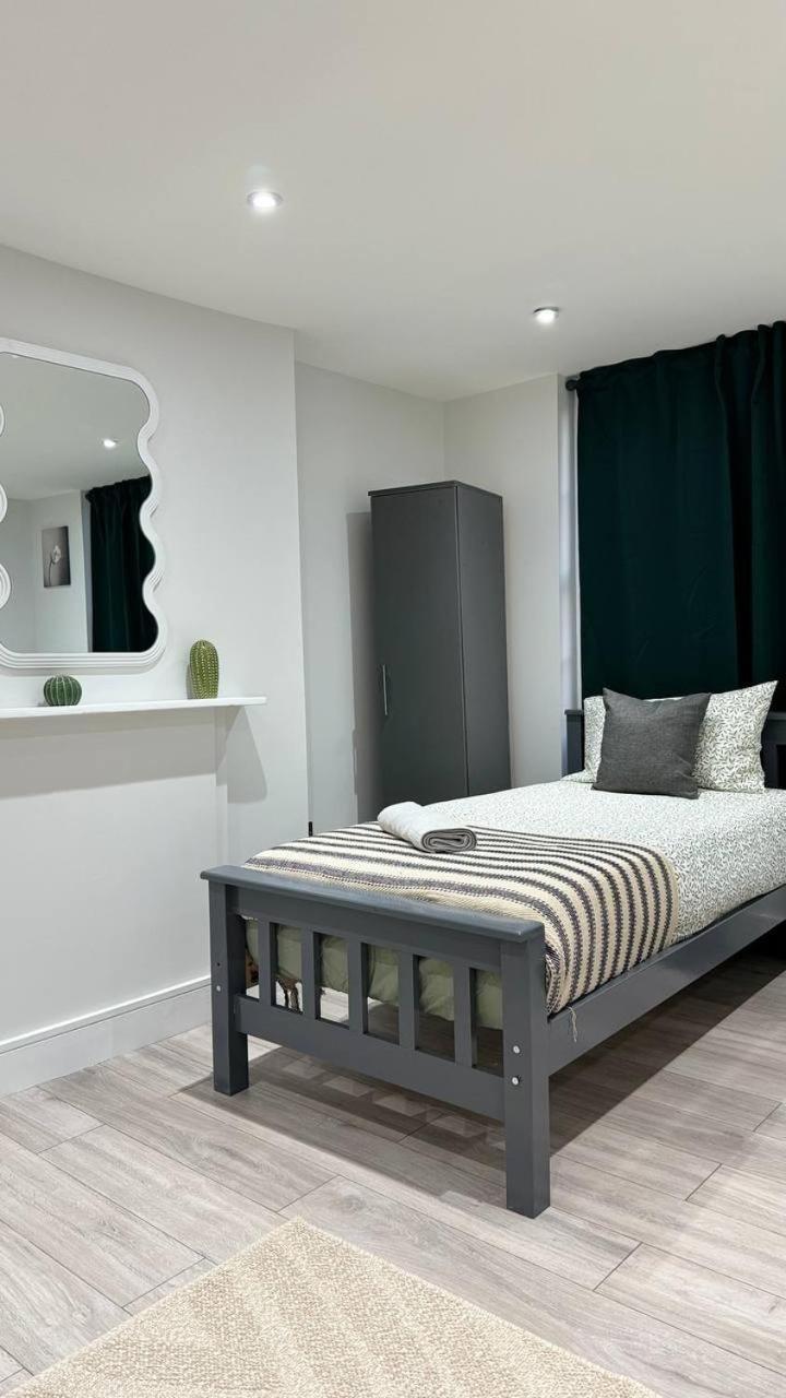 Guest&Rest Elite 2 Apartman London Kültér fotó