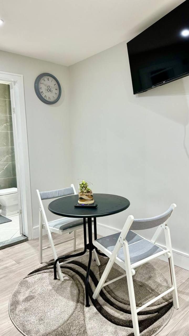 Guest&Rest Elite 2 Apartman London Kültér fotó